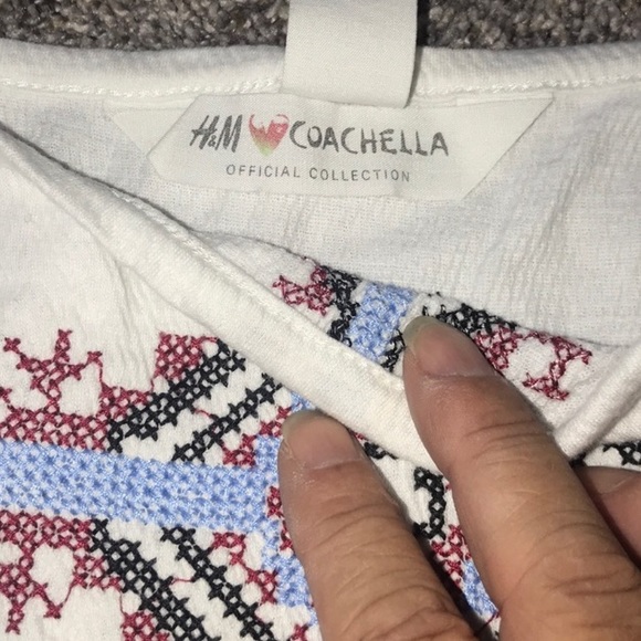 Crop top - Picture 3 of 4